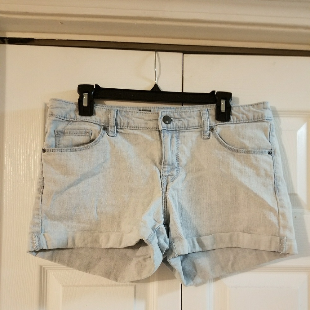 Light wash jean shorts